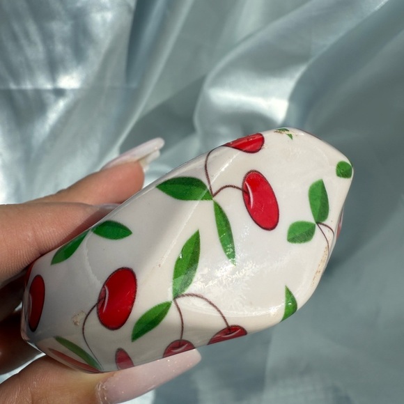 FREE PEOPLE Juicey summer strawberry bangle bracelet Arm Candy - Picture 7 of 7